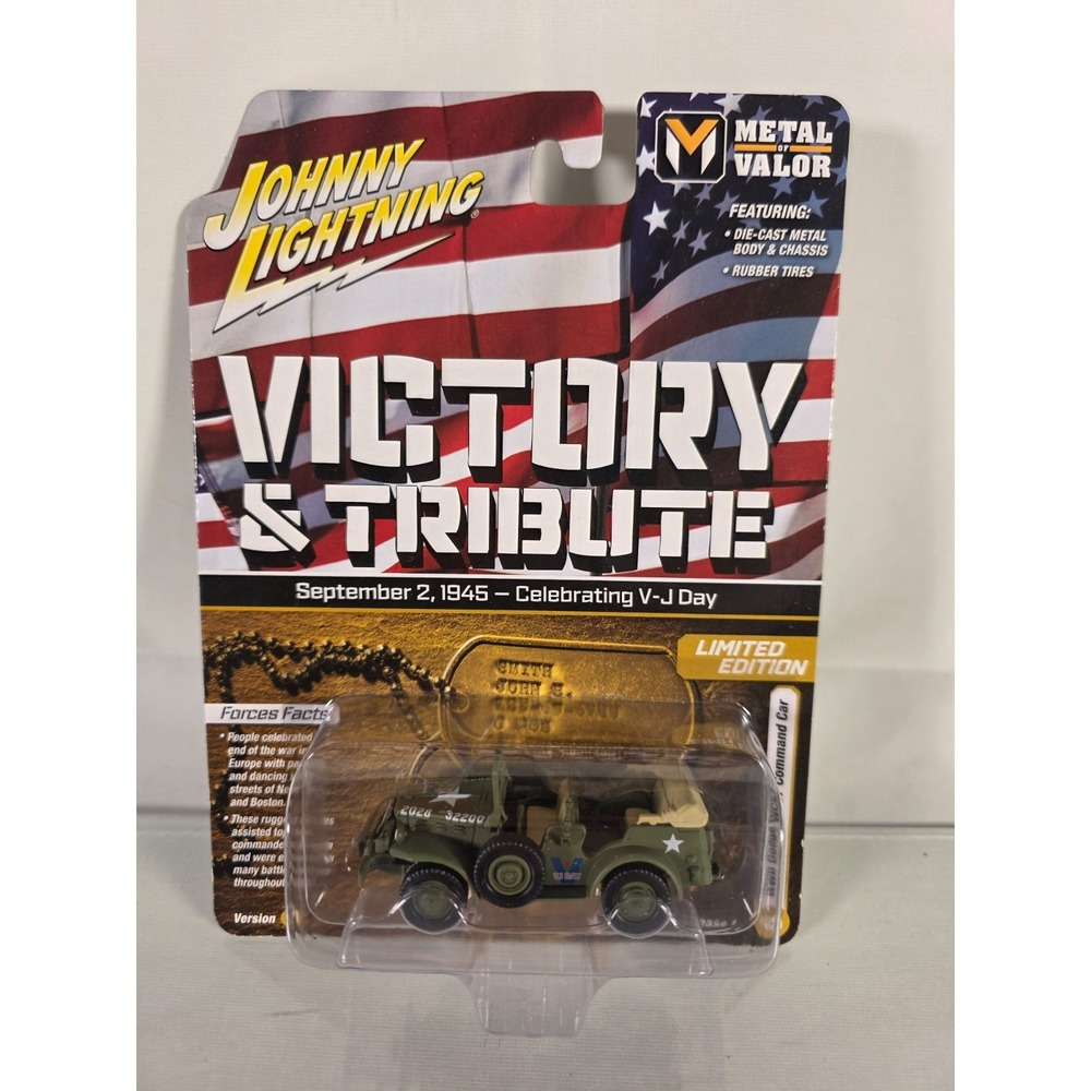 Johnny Lightning Victory & Tribute WWII Dodge Jeep WC57 Command Car Green